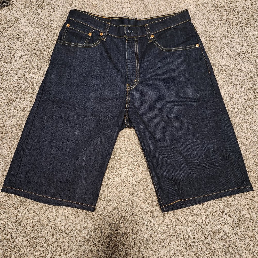Levi 569 denim shorts size 34 color blue